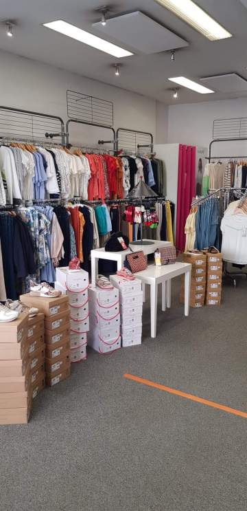 Boutique de prêt-à-porter pour femmes | Lustou Sport à Arreau Boutique de prêt-à-porter pour femmes | Lustou Sport à Arreau